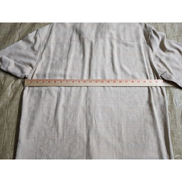 Tori Richard Mens Tan Short Sleeve Button Up Geometric Floral Embroidery Size XL - Picture 6 of 6